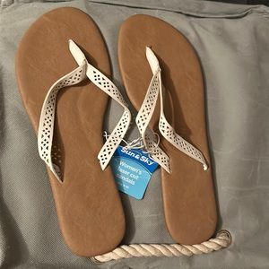 Women laser cut sandals